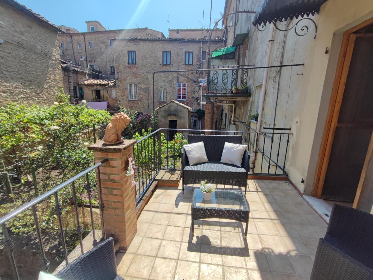 Sunrise Appartamento Volterra Bagian luar foto